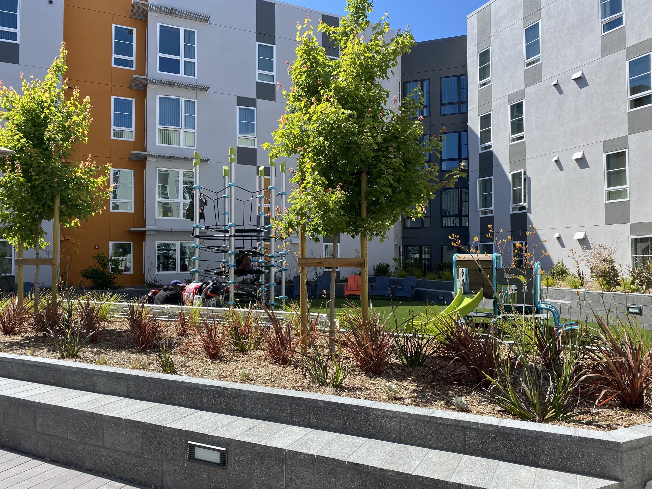 Paseo Estero and Vista Estero highlight Oakland history, community